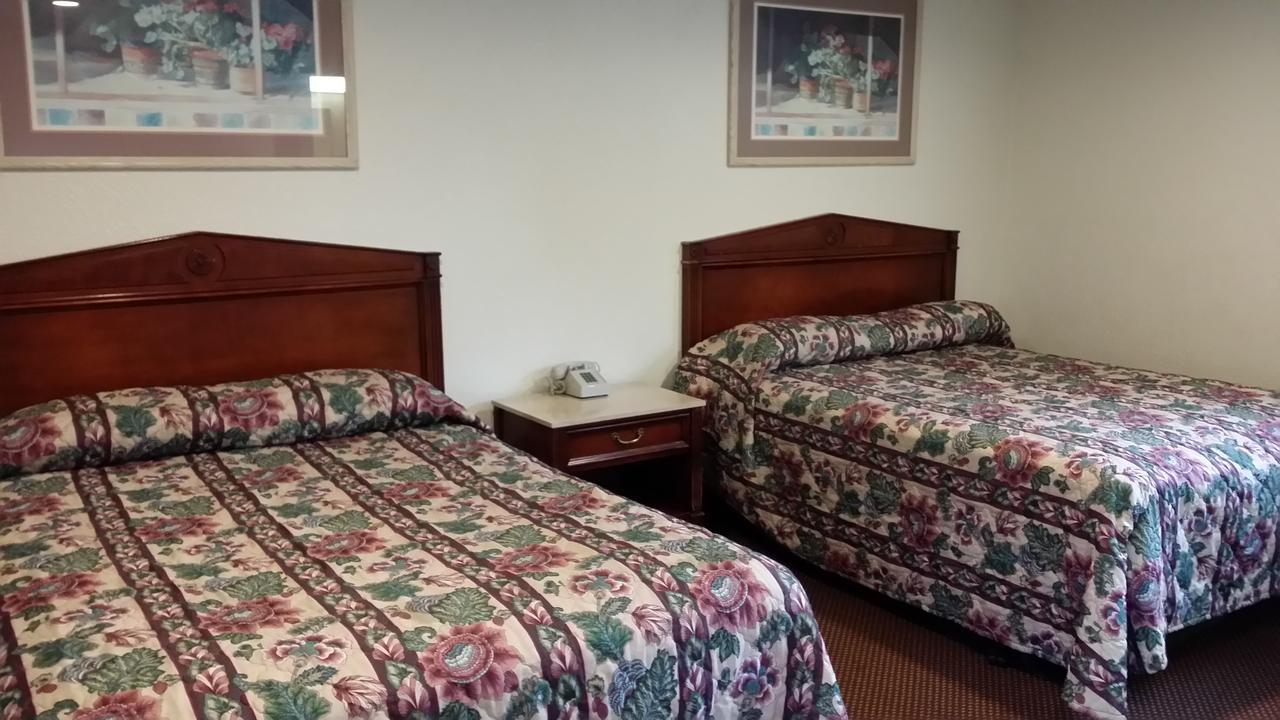 Redwood Inn Willits Luaran gambar