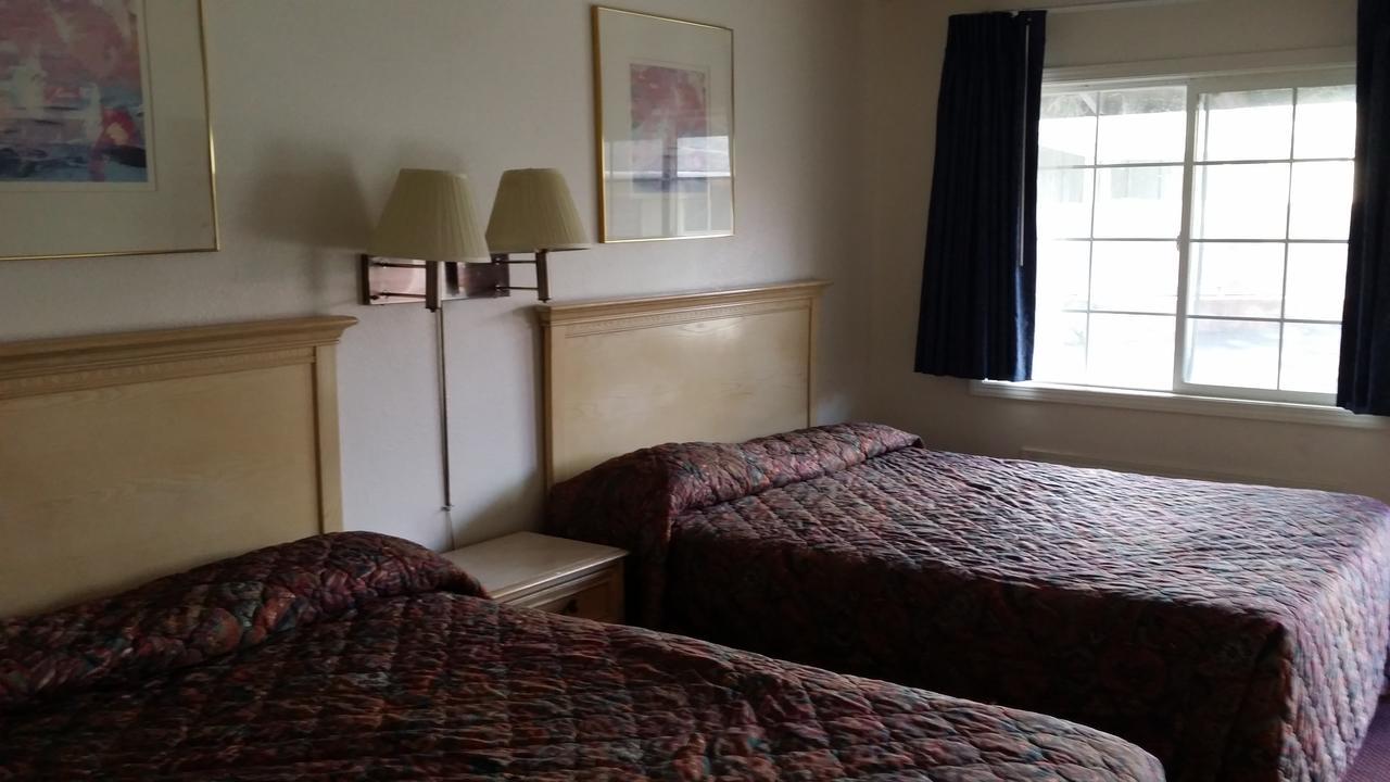 Redwood Inn Willits Luaran gambar